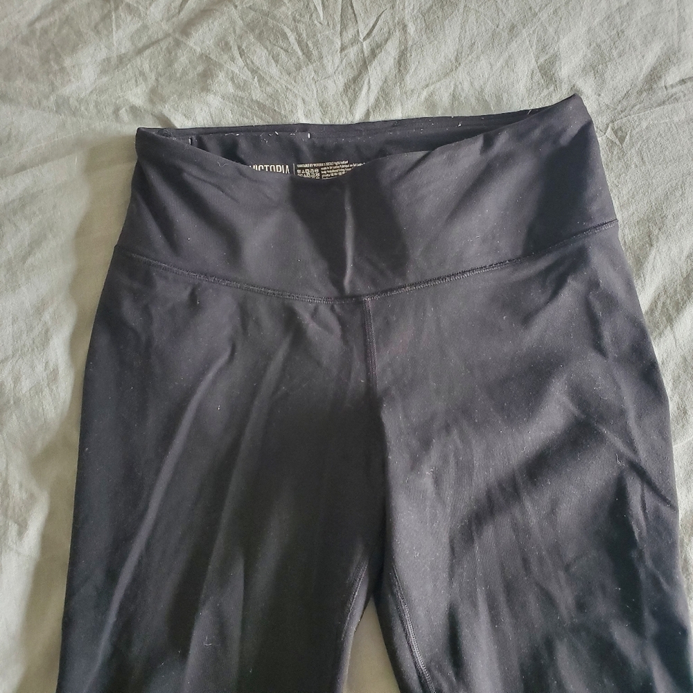 VS Leggings - Picture 2 of 7